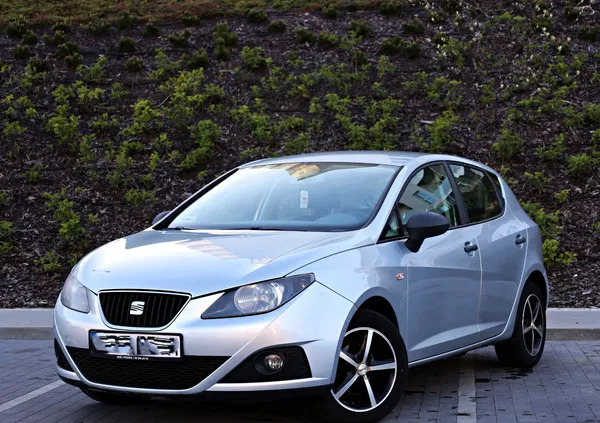 gdańsk Seat Ibiza cena 19900 przebieg: 138750, rok produkcji 2009 z Gdańsk